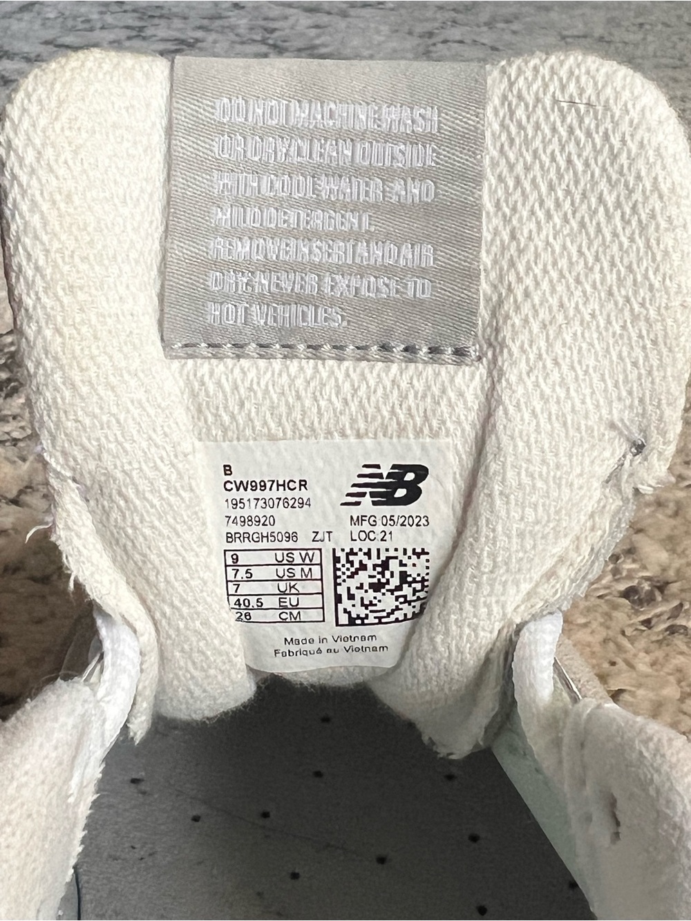 New Balance Neutral Gray and White 997 Style Sneakers - Picture 2 of 3